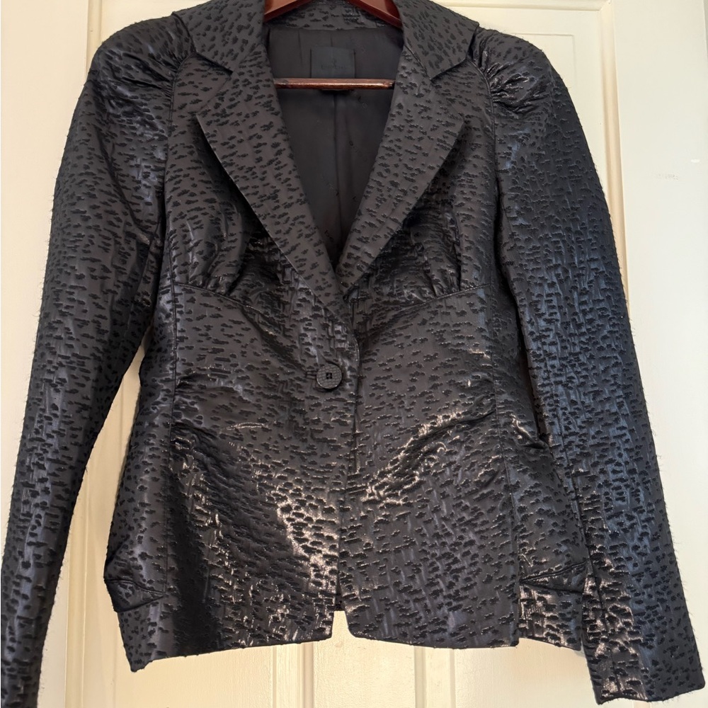 Elegant Black Jacquard Textured Blazer